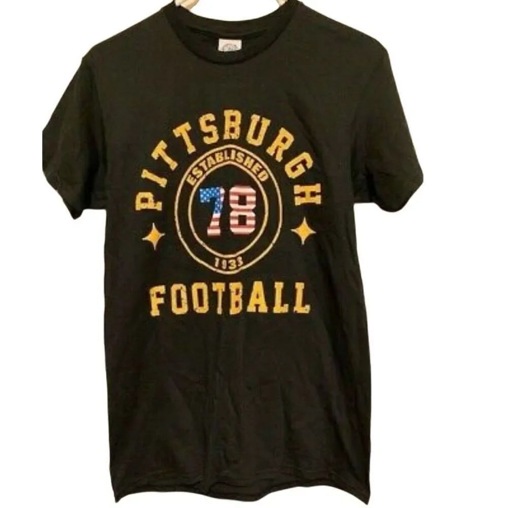 PITTSBURGH STEELERS ALEJANDRO VILLANUEVA "BIG AL" SIZE SMALL T-SHIRT